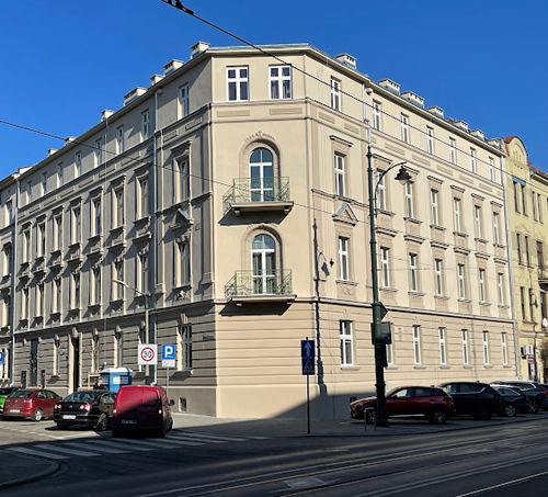 Małopolskiego Ośrodka Medycyny Pracy przeciwoblodzeniowego systemu grzejnego do zapewnienia drożności rynien dachowych oraz rur spustowych